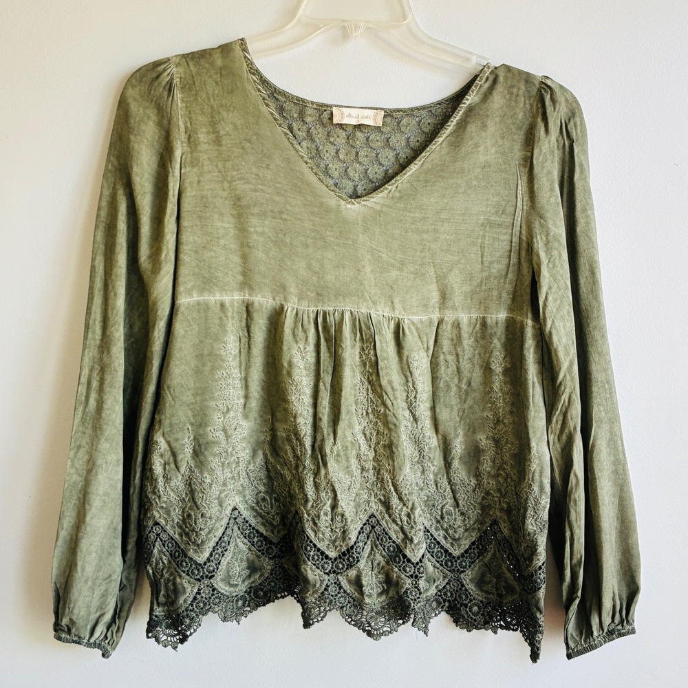 Altar'd State Embroidered Lace Top Shirt Women Small Green Boho Festival